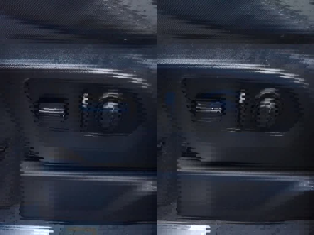 Used 2020 GMC Sierra 1500 Elevation w/ Elevation Value Package image 23