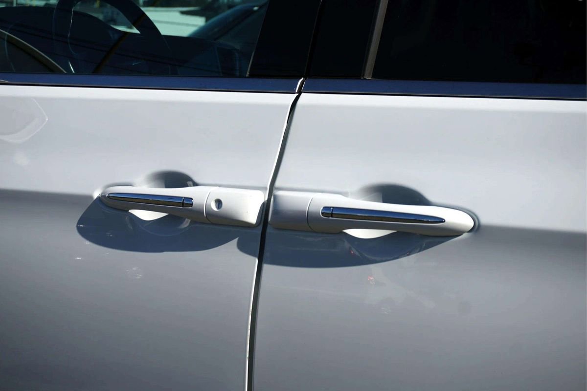 Used 2021 Chrysler Pacifica Touring-L image 10