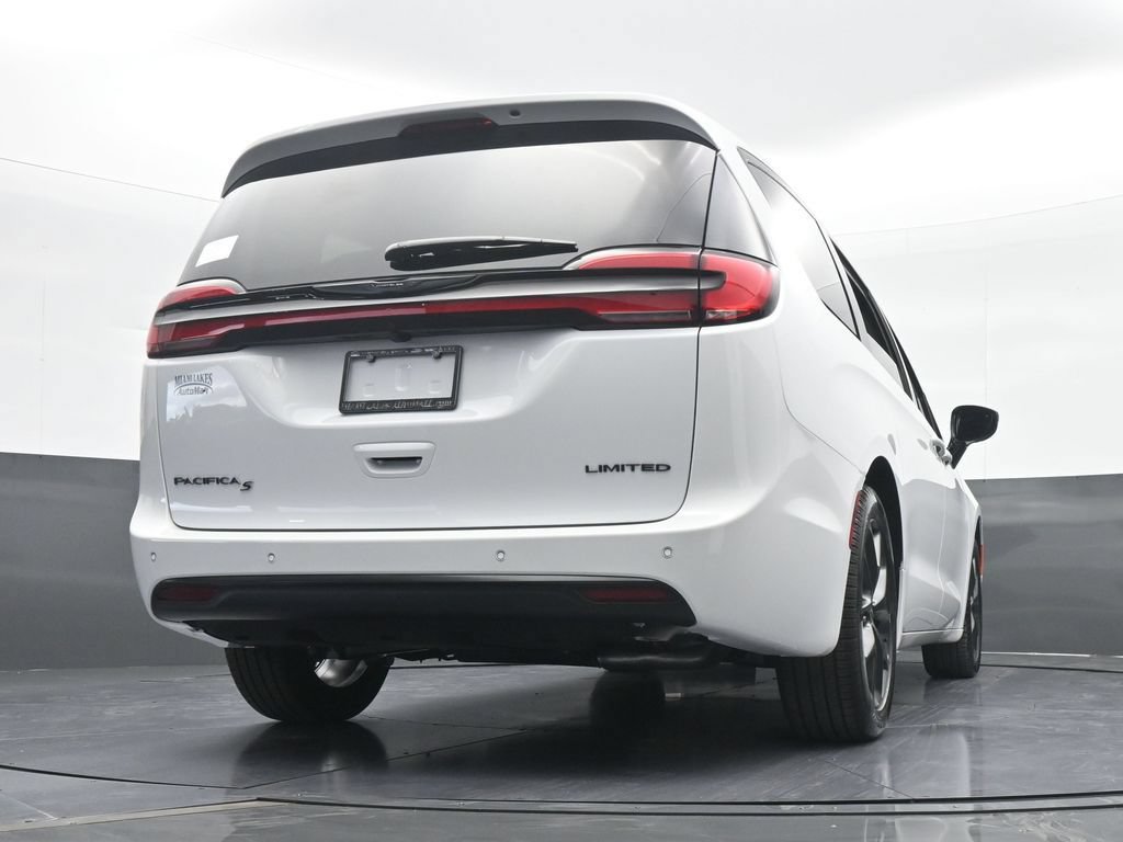 New 2026 Chrysler Pacifica Limited w/ S Appearance Package FWD image 54
