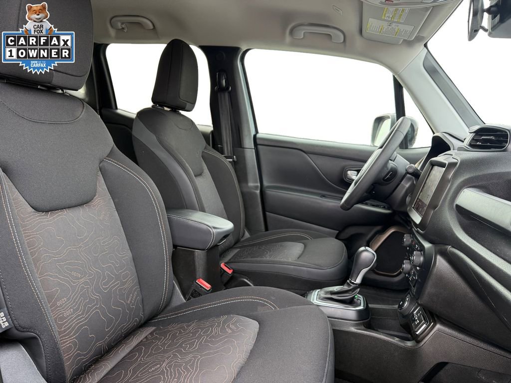 Certified 2023 Jeep Renegade Latitude AWD/4WD image 15