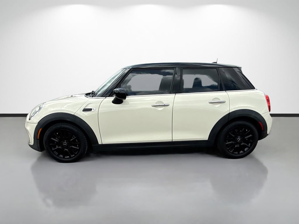 Used 2020 MINI Cooper 4-Door Hardtop image 6