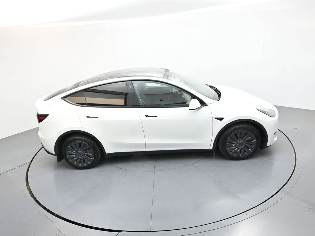 Used 2023 Tesla Model Y Long Range AWD/4WD image 28