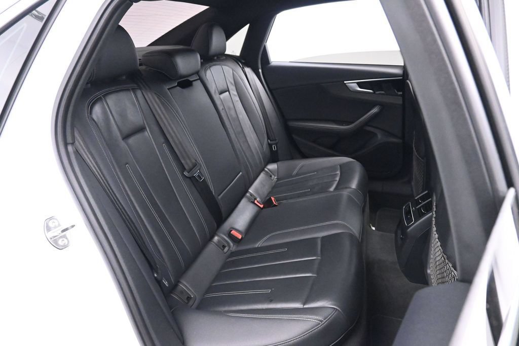 Used 2022 Audi A4 2.0T Premium Plus AWD/4WD image 18