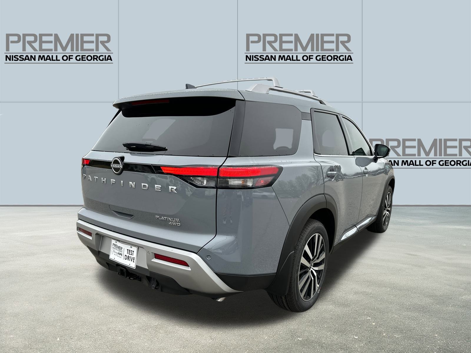 New 2025 Nissan Pathfinder Platinum w/ Lighting Package (N92) image 5