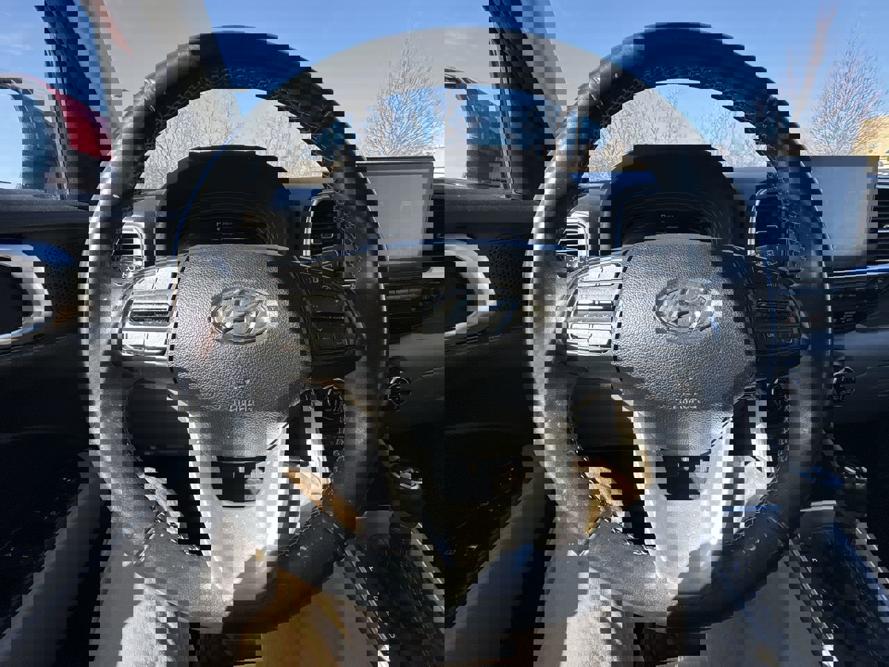 Certified 2023 Hyundai Venue SEL w/ Cargo Package image 15