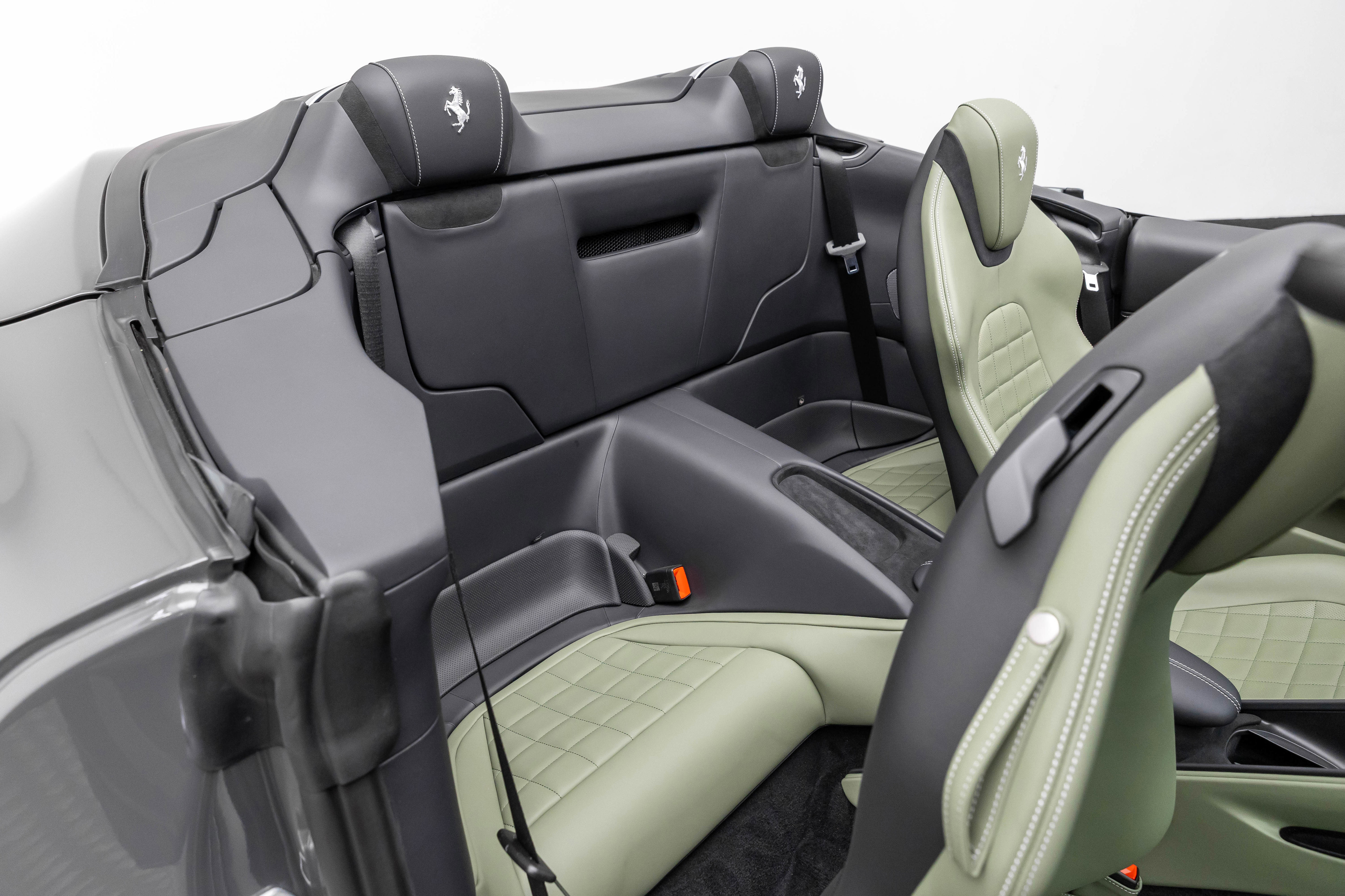 Certified 2025 Ferrari Roma Spider RWD image 56