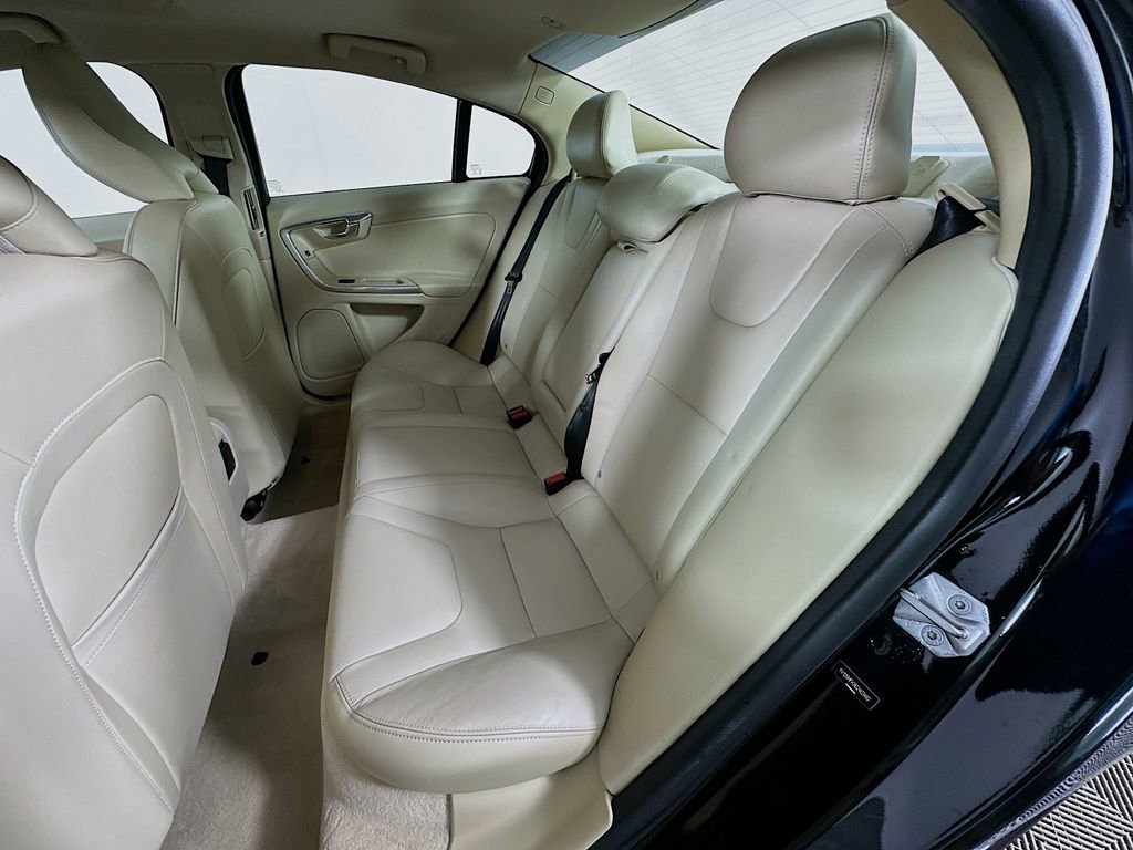 Used 2016 Volvo S60 T5 Premier image 24
