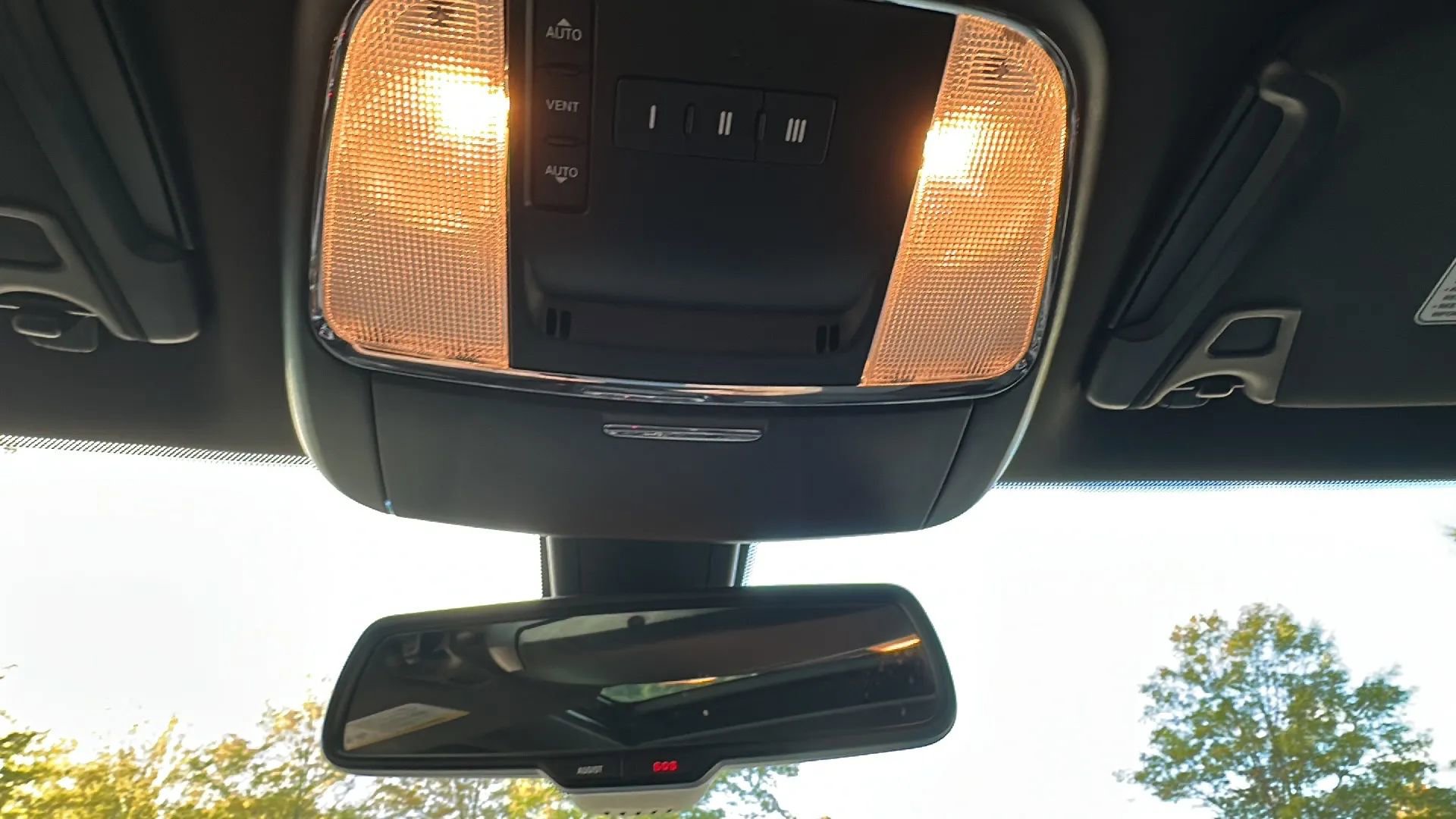 Used 2023 Dodge Charger R/T w/ Blacktop Package image 47