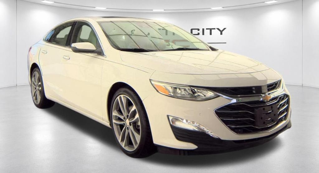 Used 2020 Chevrolet Malibu Premier FWD image 3
