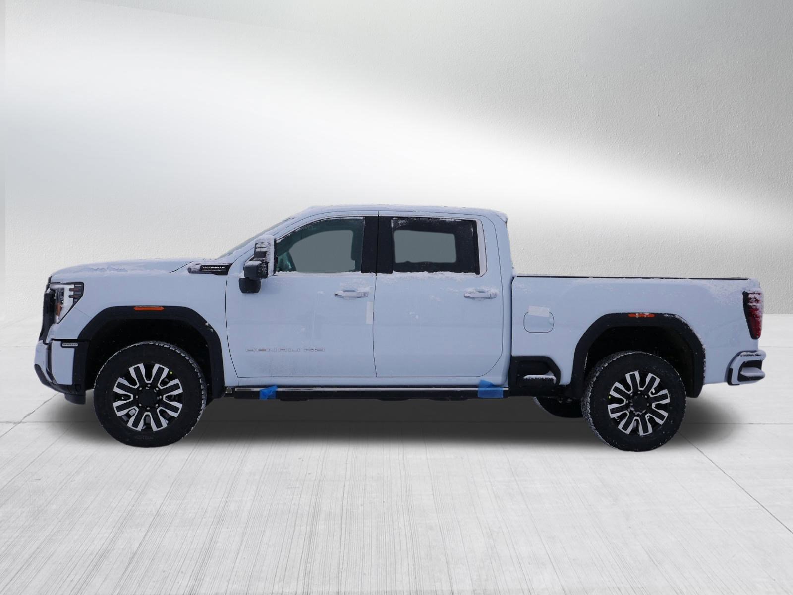 New 2026 GMC Sierra 2500 Denali Ultimate w/ Max Trailering Package image 2