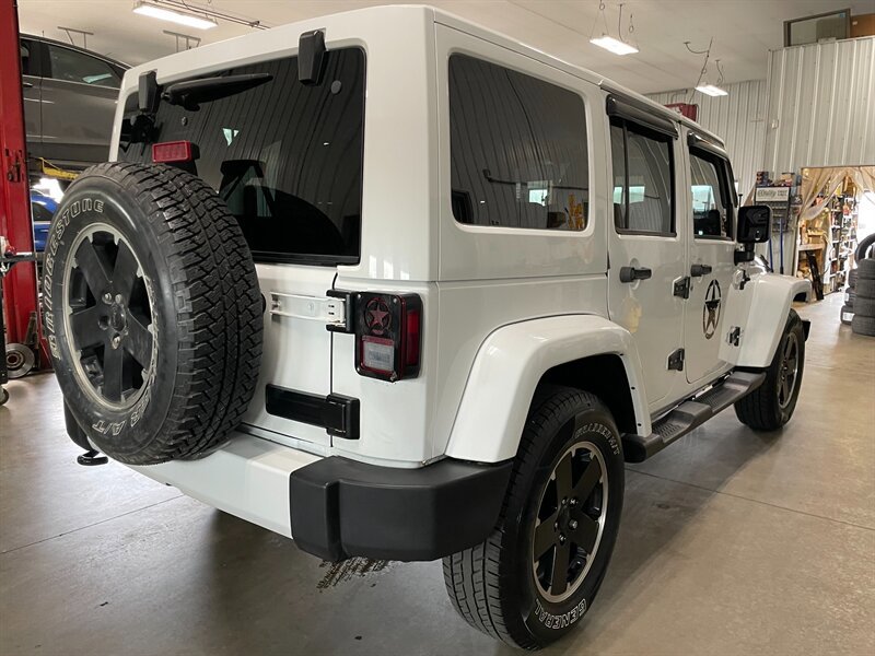 Used 2012 Jeep Wrangler Sahara AWD/4WD image 5