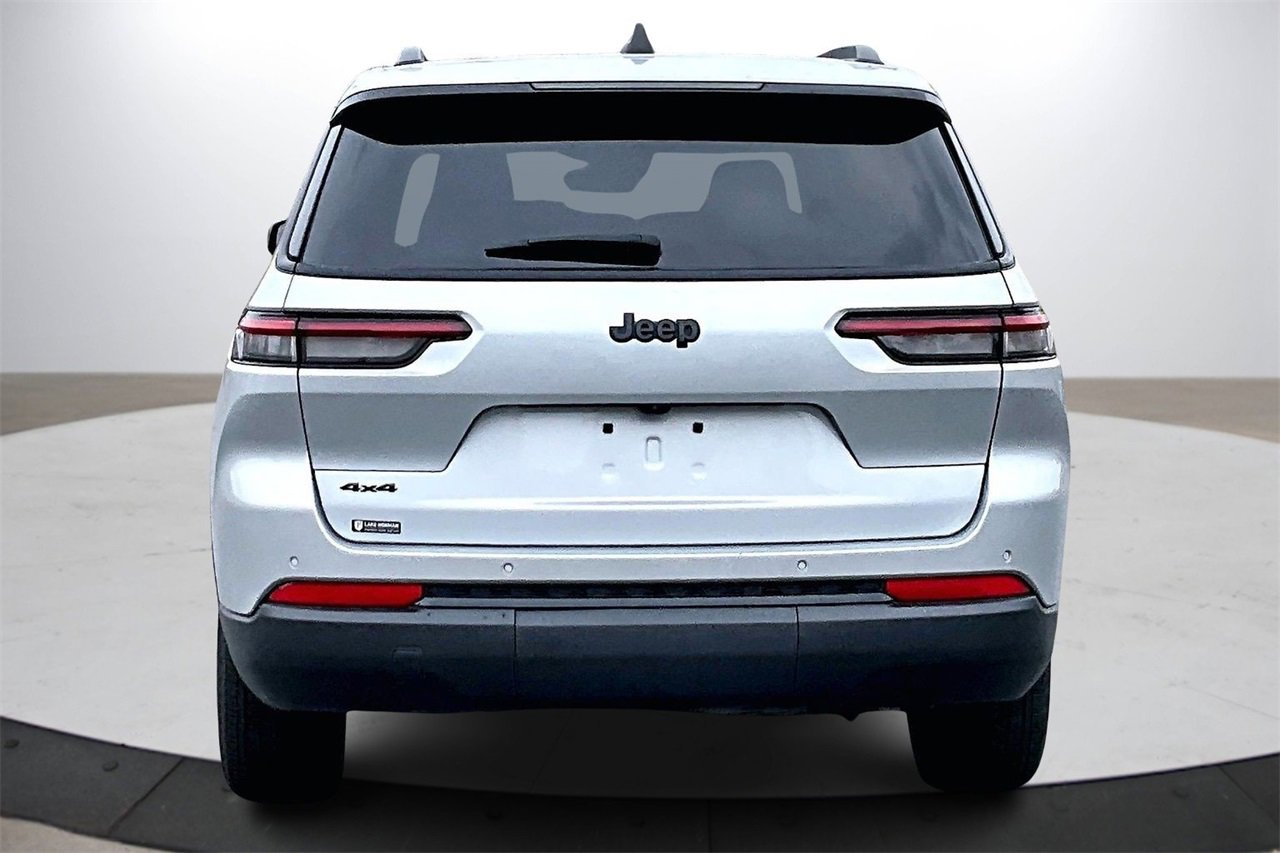 Certified 2024 Jeep Grand Cherokee L Laredo image 7