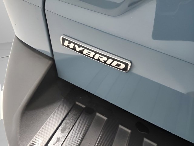 Used 2022 Ford Maverick XL image 12