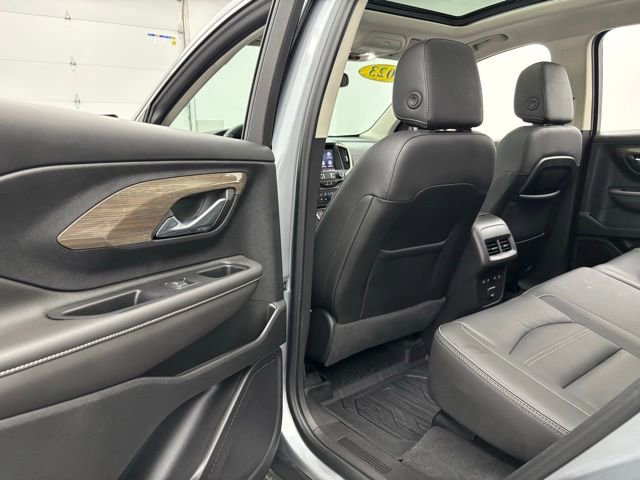Used 2023 GMC Terrain Denali w/ Denali Premium Package image 40