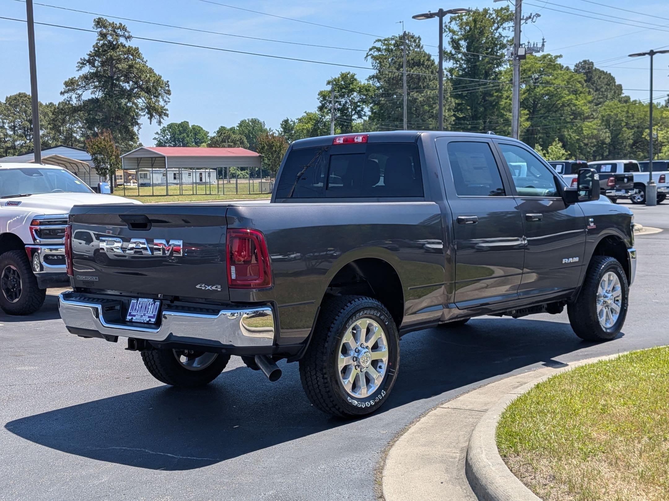 New 2026 RAM 2500 Big Horn AWD/4WD image 5