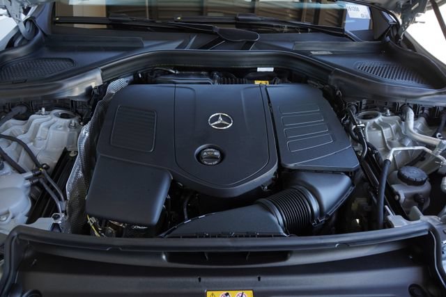 New 2026 Mercedes-Benz GLC 300 4MATIC image 34