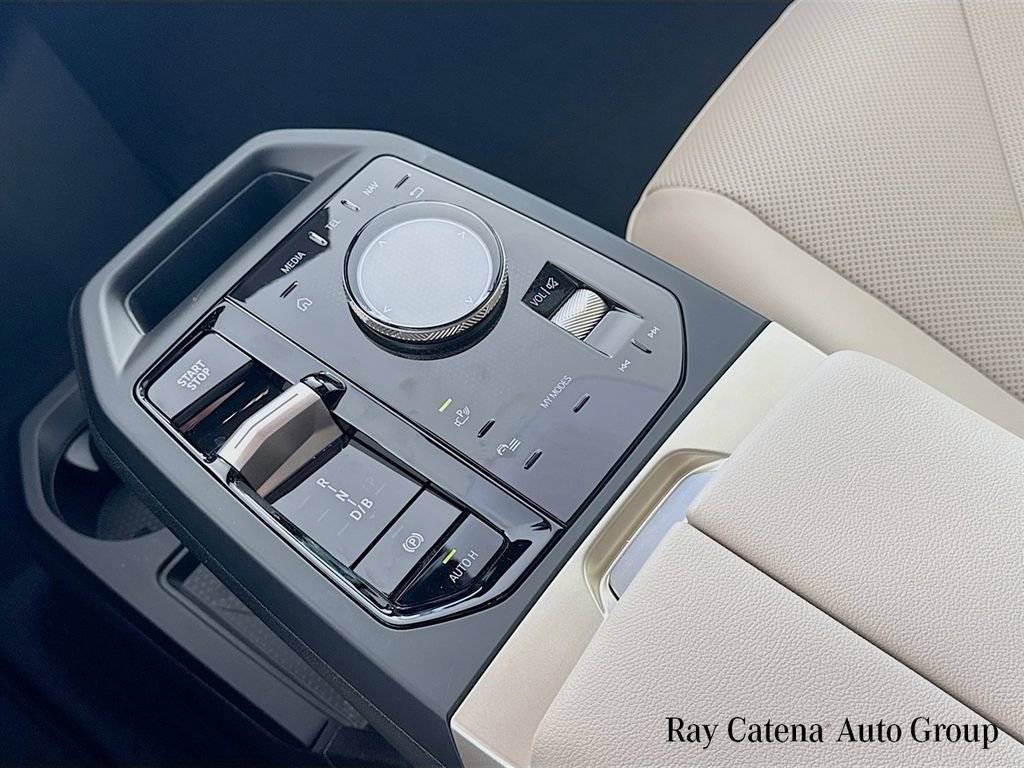 Used 2024 BMW iX xDrive50 w/ Sport Package image 16