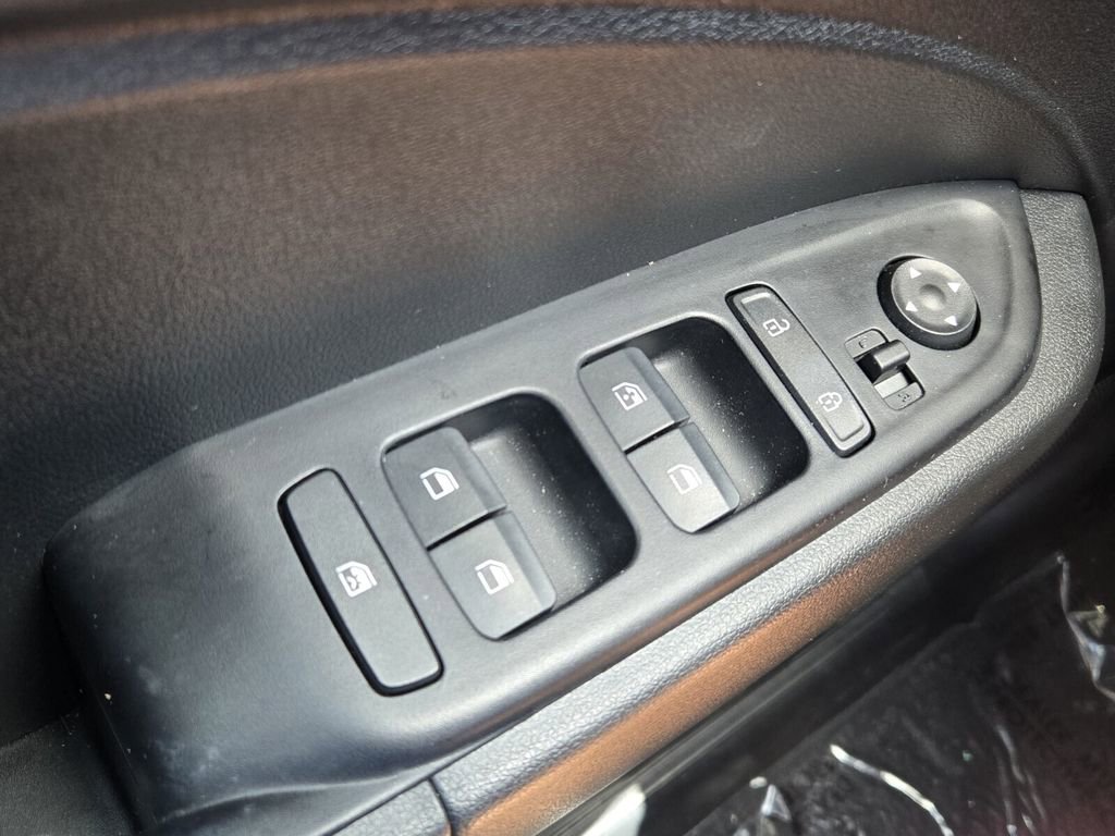 Certified 2023 Hyundai Venue SEL w/ Cargo Package FWD image 25