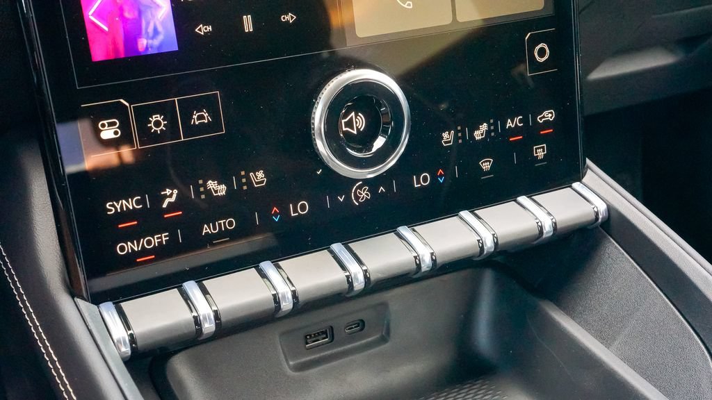 New 2026 GMC Terrain Denali AWD/4WD image 19
