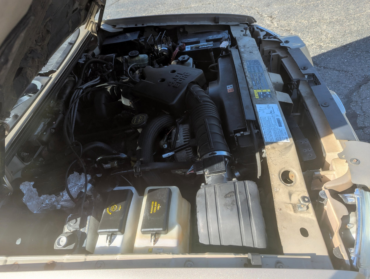 Used 2003 Ford Explorer Sport Trac XLT image 38