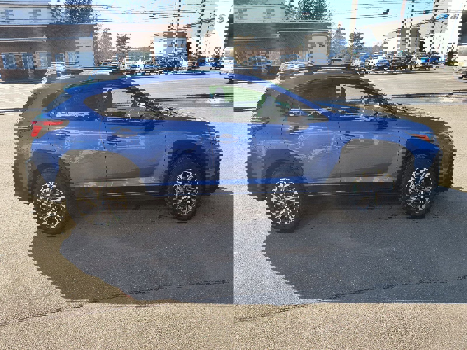 Certified 2025 Subaru Crosstrek 2.0i Premium image 9