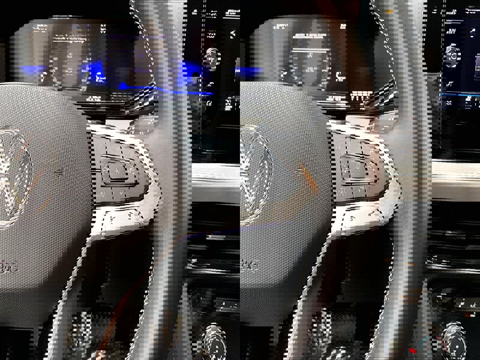 Used 2025 Volkswagen Taos S image 21