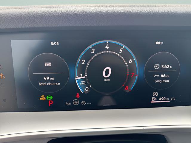 New 2025 Volkswagen Tiguan SE image 9