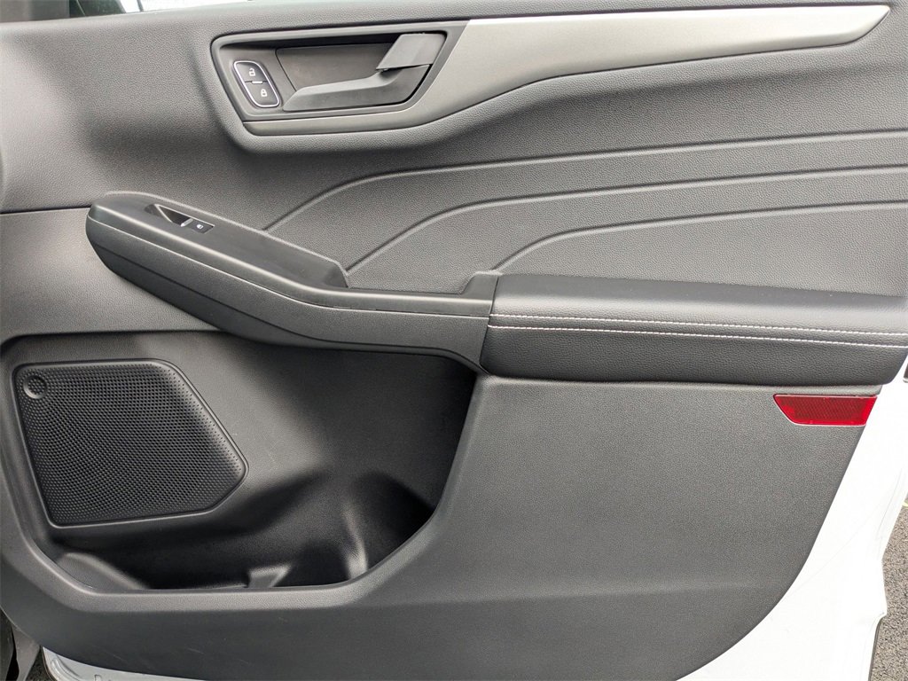 Used 2025 Ford Escape Active image 35