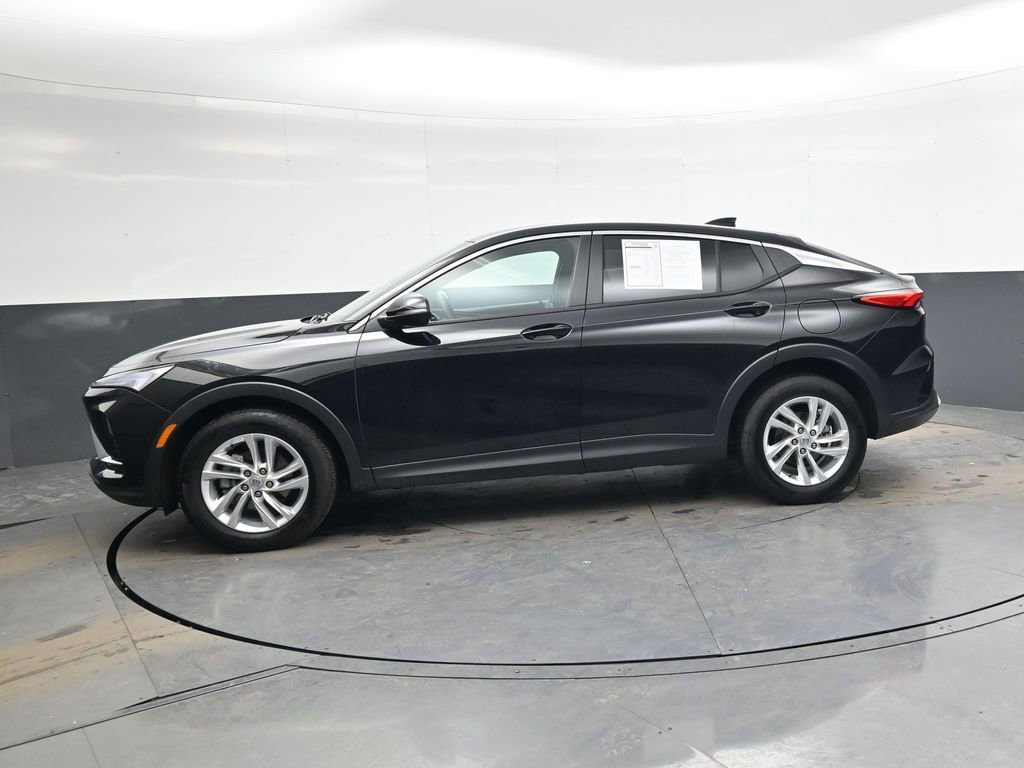 Used 2025 Buick Envista Preferred w/ Advanced Safety Package image 8