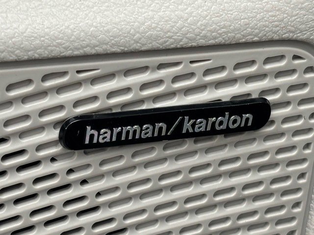 Used 2022 Chrysler Pacifica Limited w/ Uconnect Theater Family Group image 33