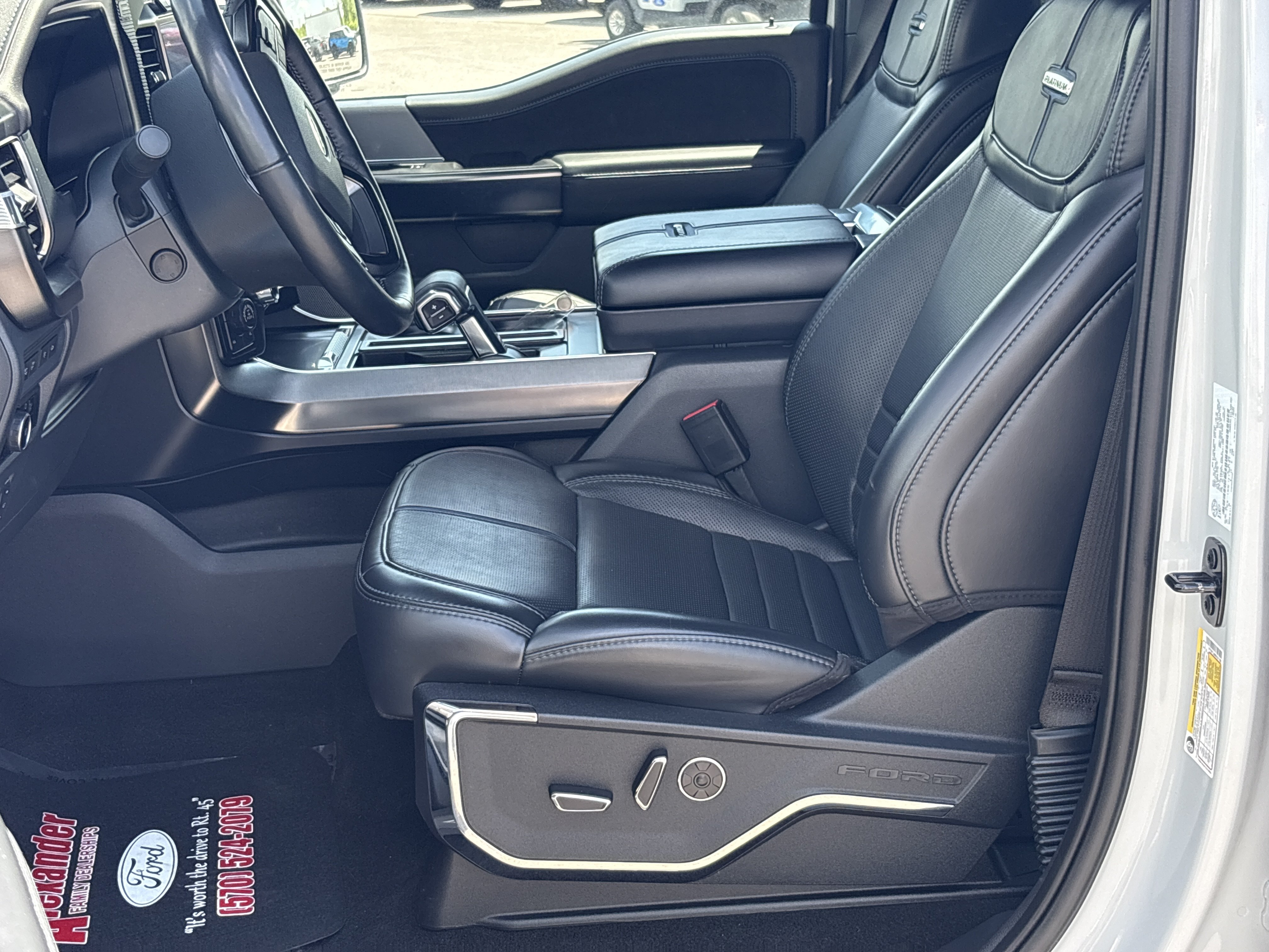 Certified 2024 Ford F150 Platinum AWD/4WD image 17