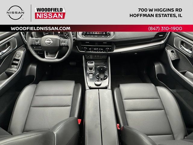 Certified 2025 Nissan Rogue SV w/ SV Premium Package AWD/4WD image 31