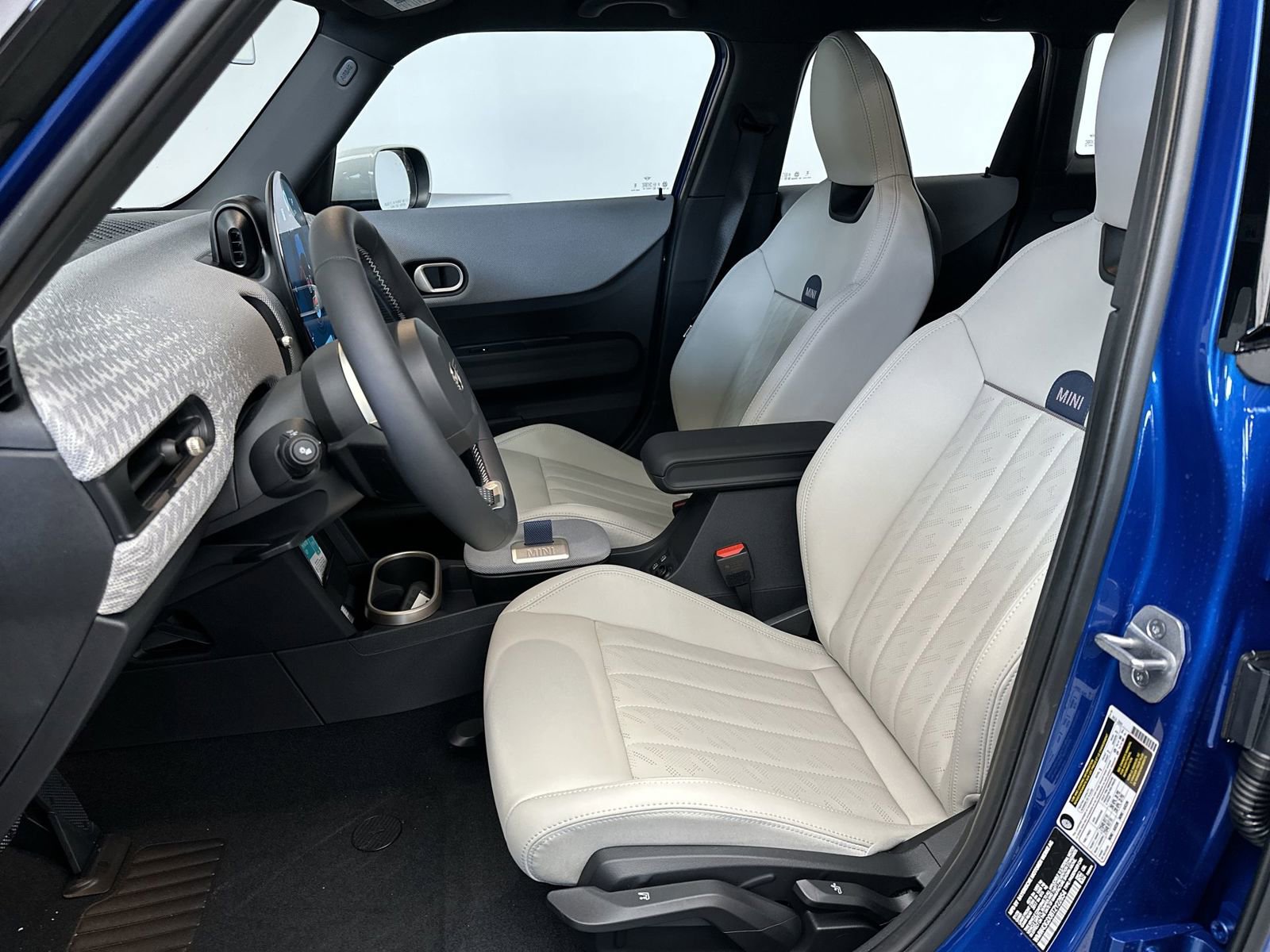 New 2026 MINI Cooper 4-Door Hardtop FWD image 12