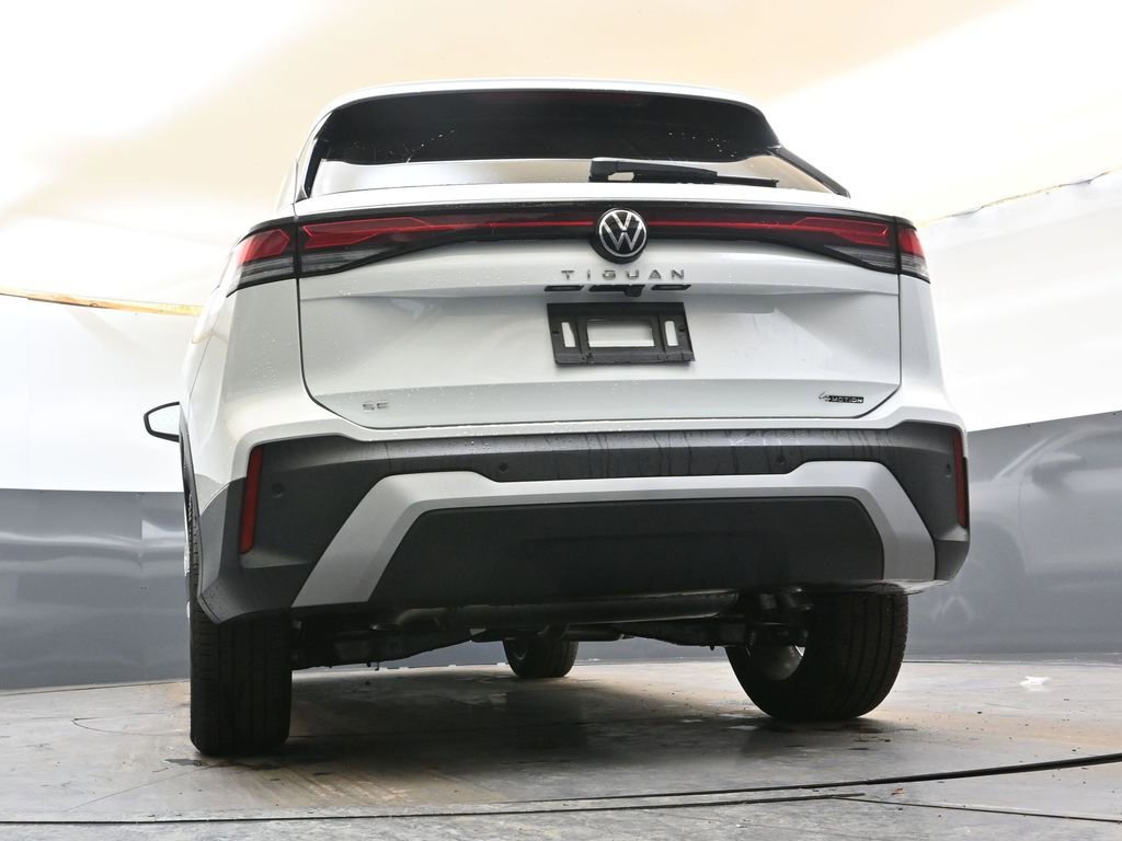New 2026 Volkswagen Tiguan SE image 40