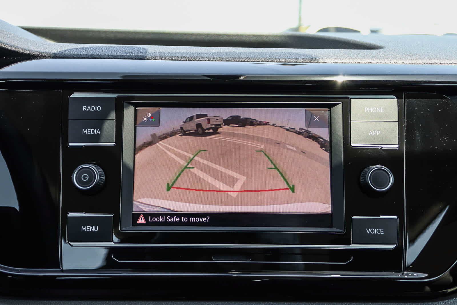 Certified 2023 Volkswagen Taos S FWD image 25