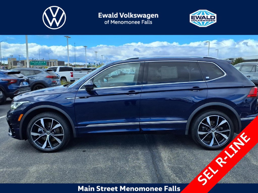 Used 2024 Volkswagen Tiguan SEL R-Line AWD/4WD image 5