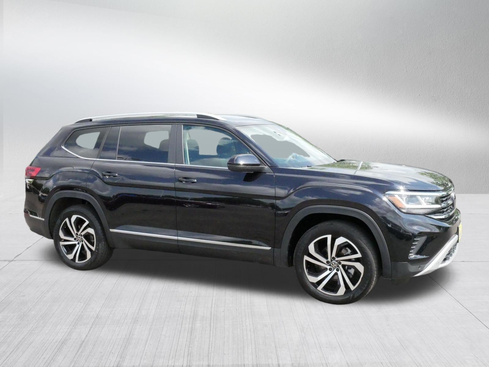 Certified 2023 Volkswagen Atlas SEL AWD/4WD image 8