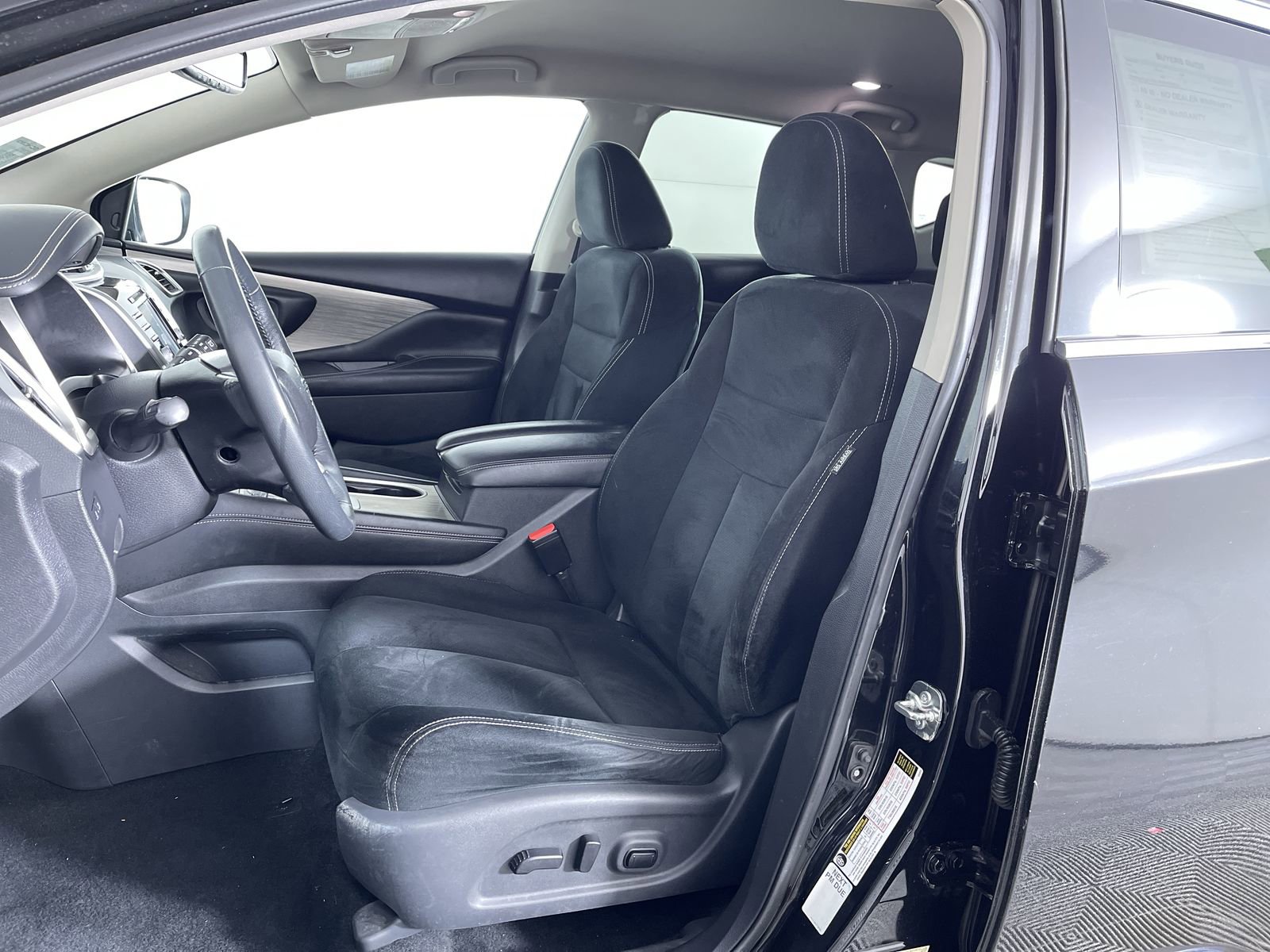 Used 2018 Nissan Murano SV image 15