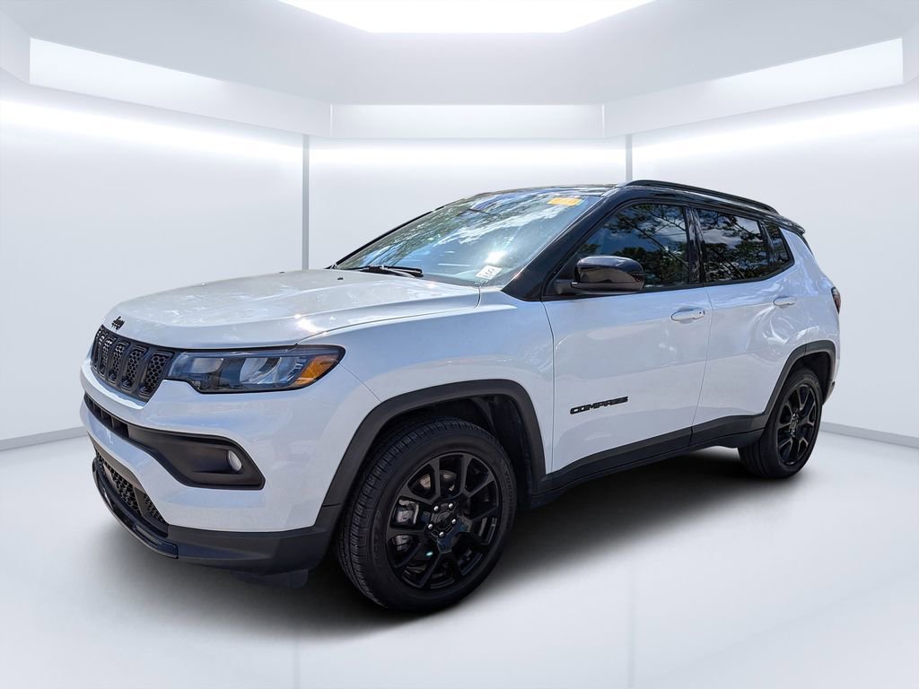 Used 2023 Jeep Compass Altitude image 7