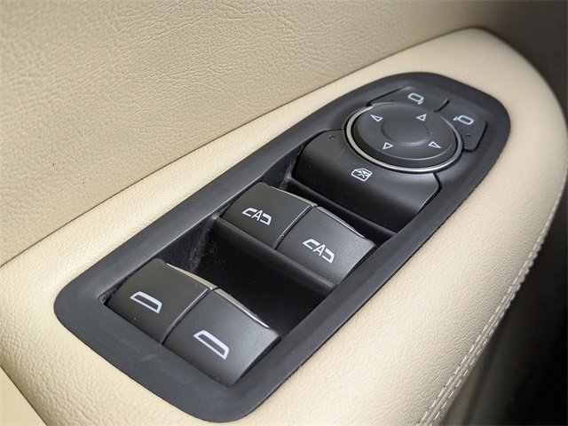 Used 2019 Cadillac XT5 FWD image 23