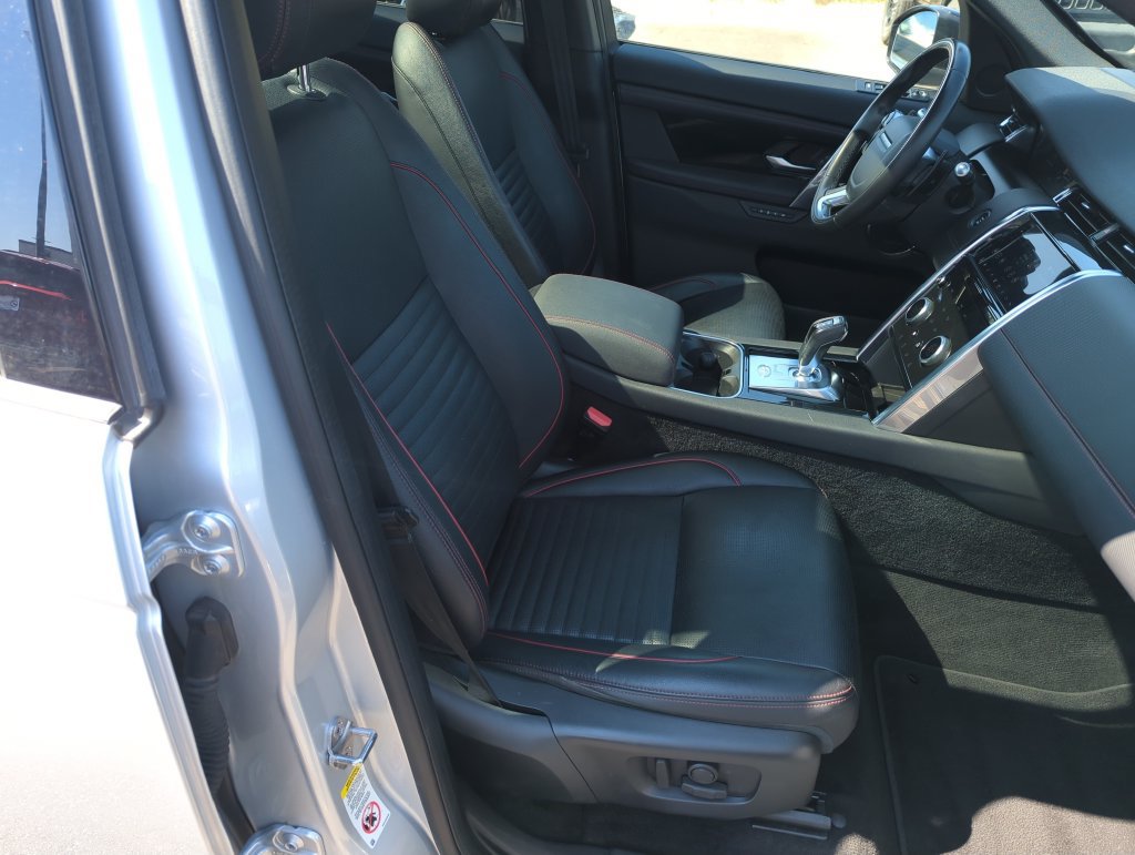 Used 2020 Land Rover Discovery Sport SE R-Dynamic AWD/4WD image 39