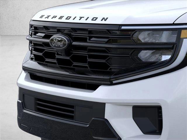 New 2026 Ford Expedition Platinum image 17