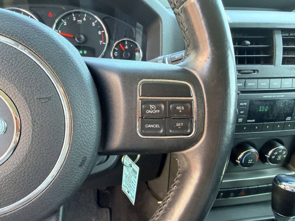 Used 2012 Jeep Liberty Sport w/ Popular Equipment Group AWD/4WD image 15