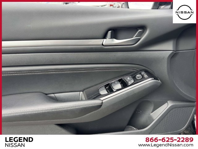 Certified 2023 Nissan Altima 2.5 SV w/ SV Premium Package FWD image 17