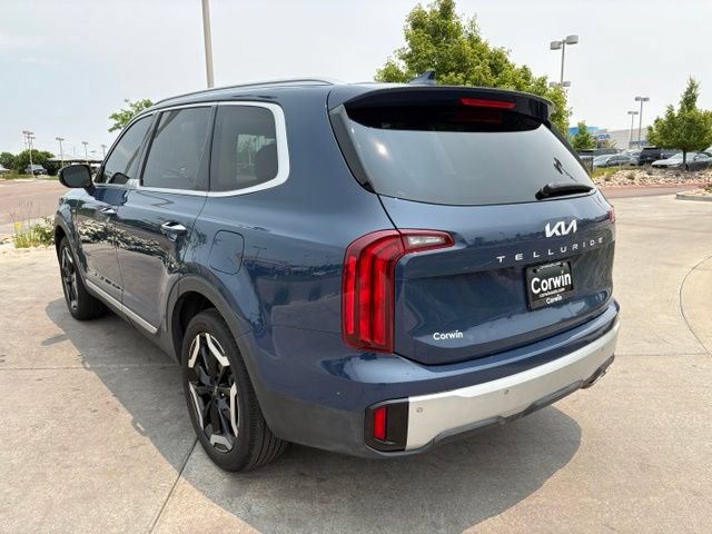 Used 2024 Kia Telluride S w/ S Sunroof Package FWD image 6