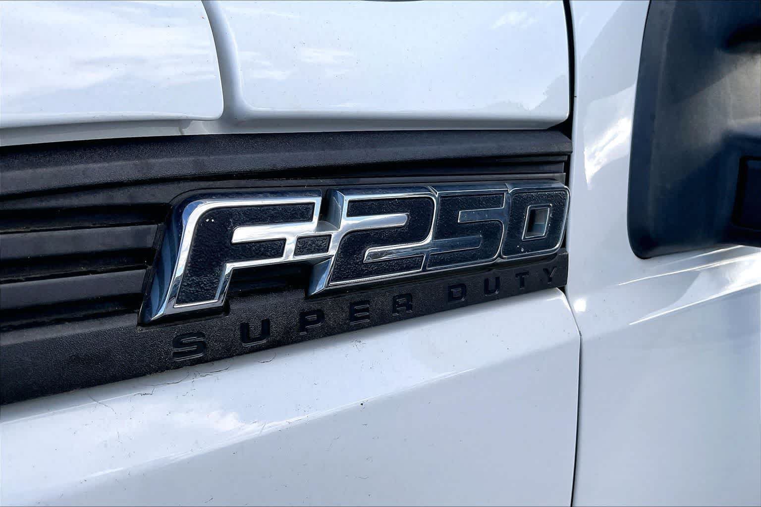 Used 2012 Ford F250 XL w/ FX4 Off Road Pkg AWD/4WD image 7