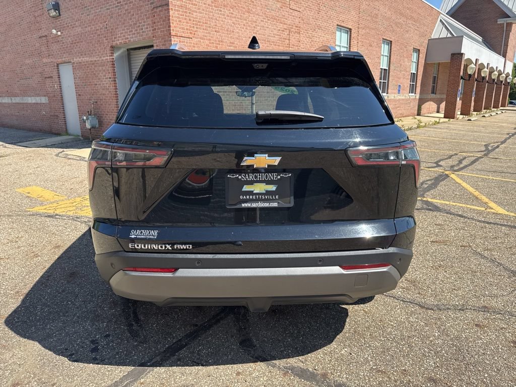 Used 2025 Chevrolet Equinox LT w/ Convenience Package II AWD/4WD image 7
