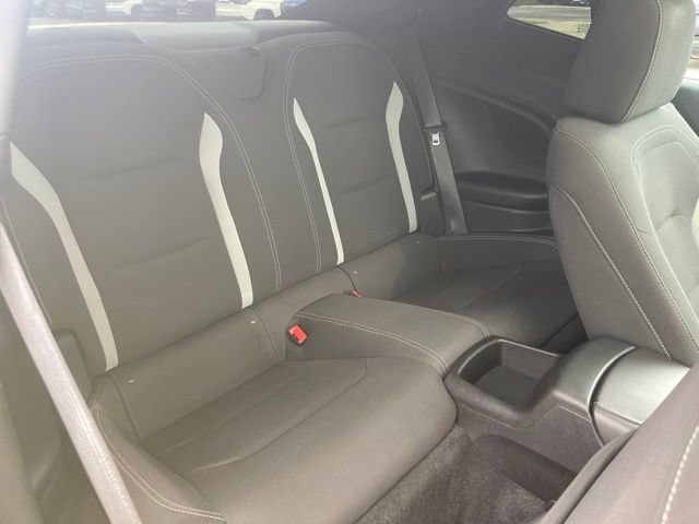 Used 2018 Chevrolet Camaro SS RWD image 30