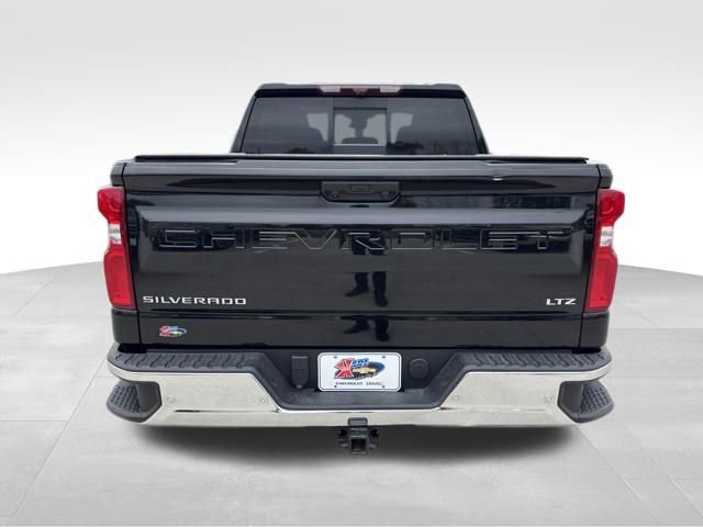 Certified 2024 Chevrolet Silverado 1500 LTZ w/ LTZ Premium Package AWD/4WD image 4