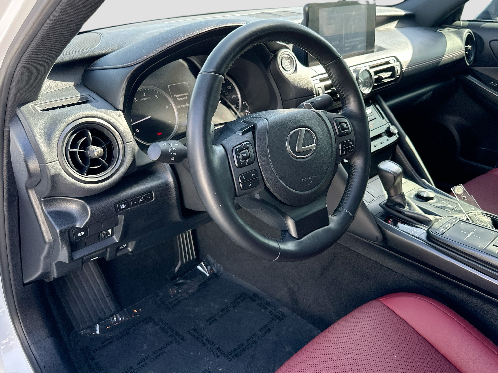 Used 2025 Lexus IS 350 F Sport RWD image 9
